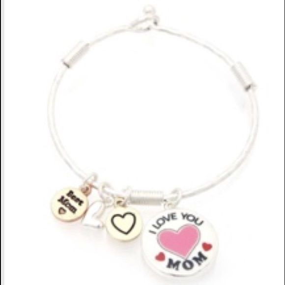 I Love You Mom Charm Bracelet - Picture 1 of 2